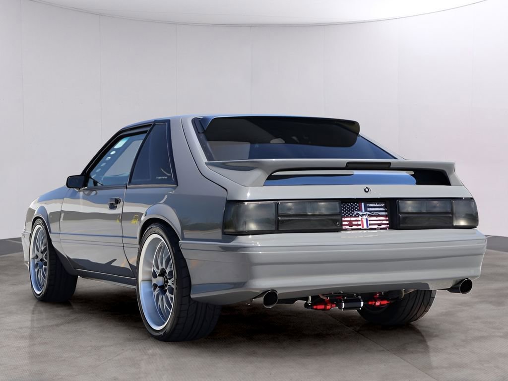 Used 1989 Ford Mustang GT RWD image 4