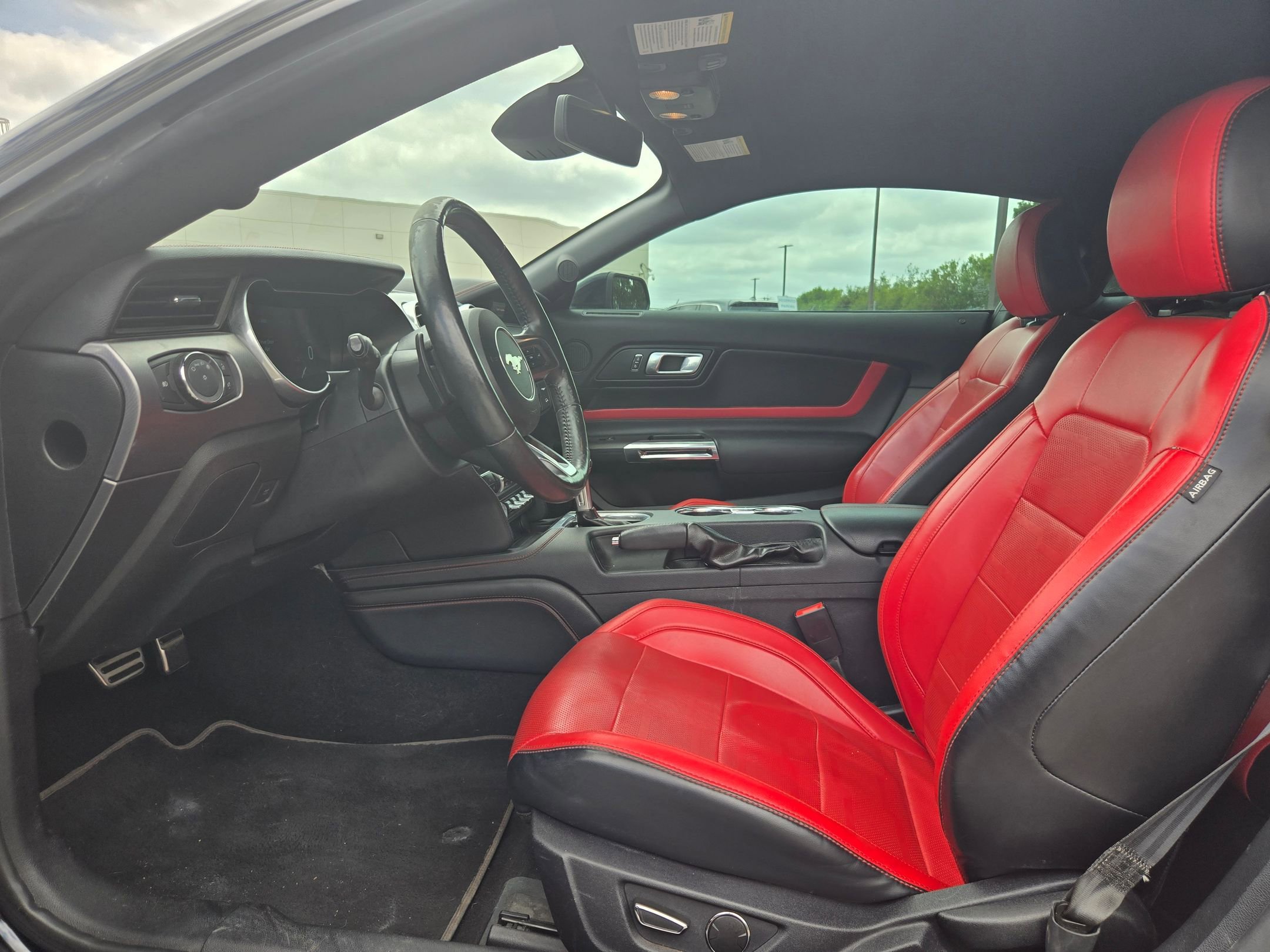 Used 2019 Ford Mustang Premium w/ Equipment Group 201A RWD image 9