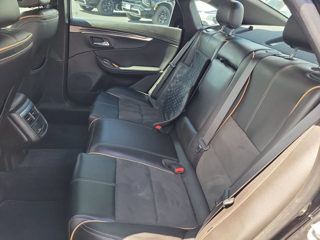 Used 2015 Chevrolet Impala LT FWD image 25