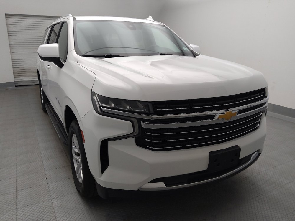Used 2021 Chevrolet Suburban LT AWD/4WD image 14