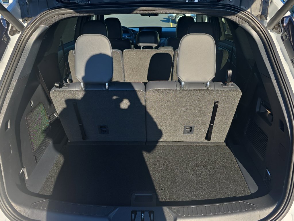 New 2026 Ford Explorer ST-Line w/ ST-Line Street Pack image 11