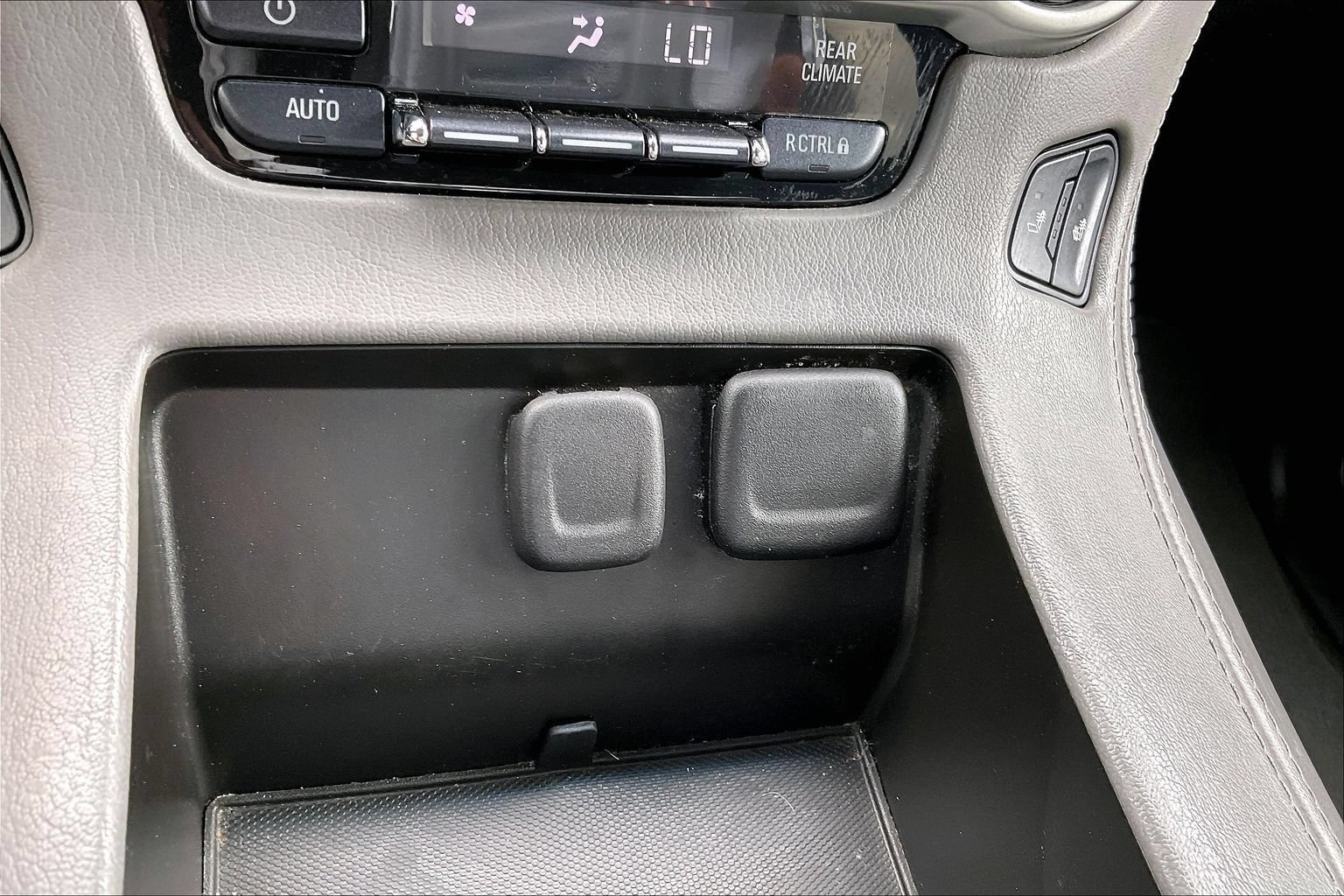 Used 2017 Chevrolet Tahoe LT RWD image 16