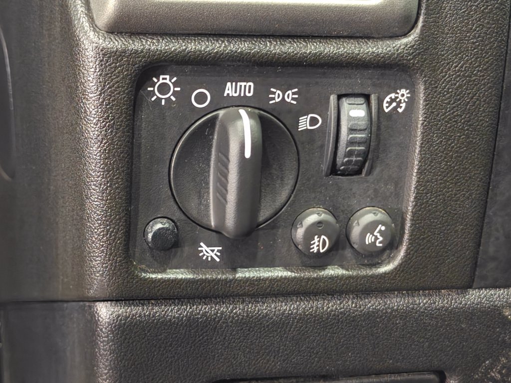 Used 2012 GMC Canyon SLE AWD/4WD image 8