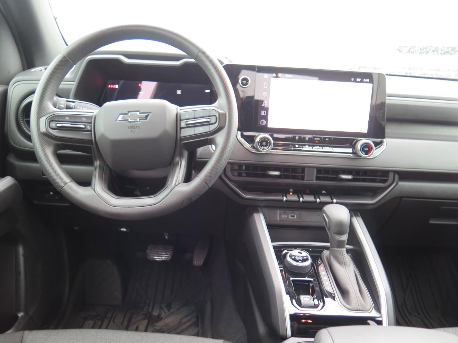 Used 2024 Chevrolet Colorado Trail Boss w/ Technology Package image 15