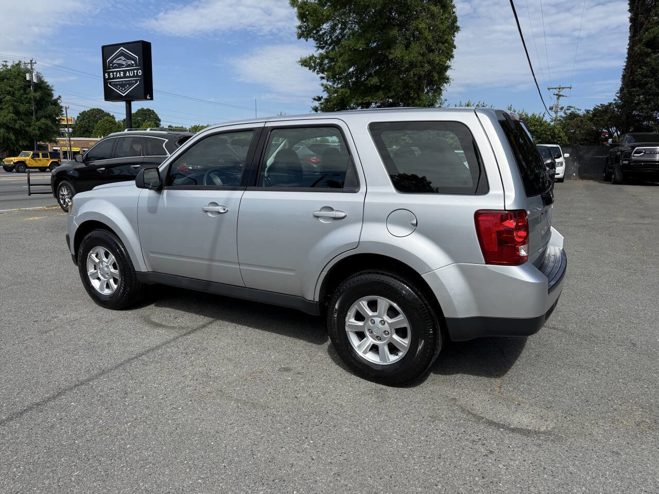 Used 2010 MAZDA Tribute i Sport AWD/4WD image 7