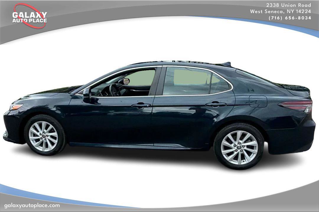 Used 2021 Toyota Camry LE FWD image 8