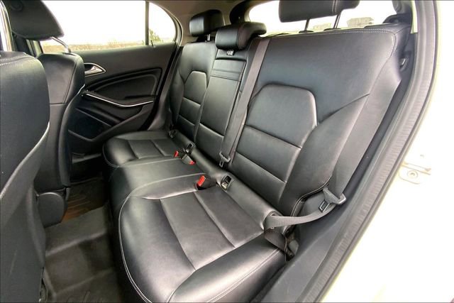 Used 2015 Mercedes-Benz GLA 250 4MATIC image 18