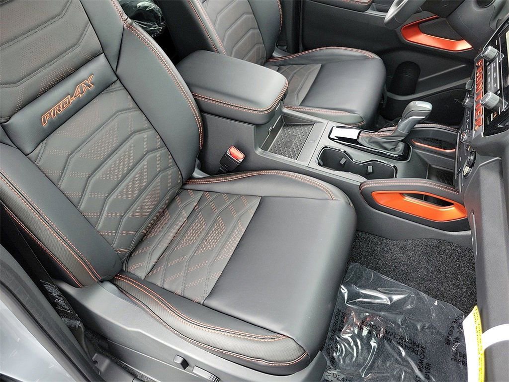 New 2025 Nissan Frontier PRO-4X w/ Pro Premium Package image 15