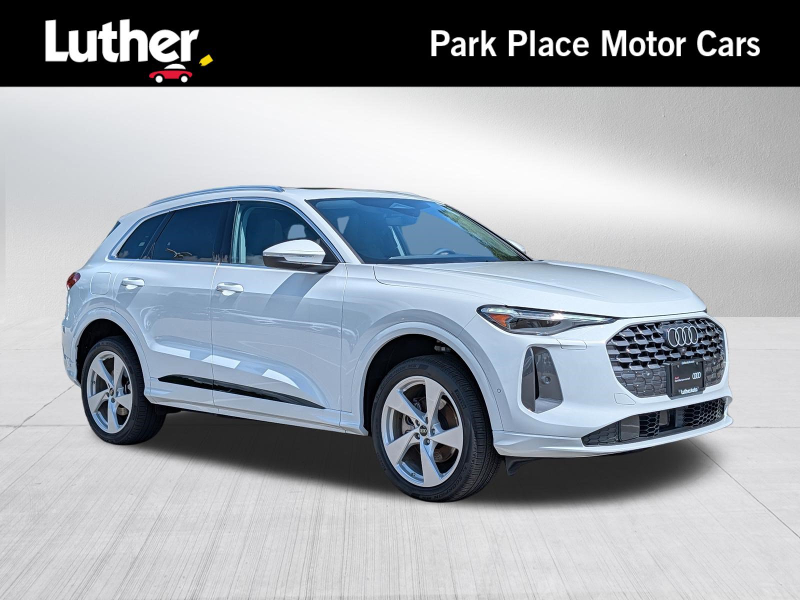 Certified 2025 Audi Q5 Premium Plus w/ Premium Plus AWD/4WD image 1