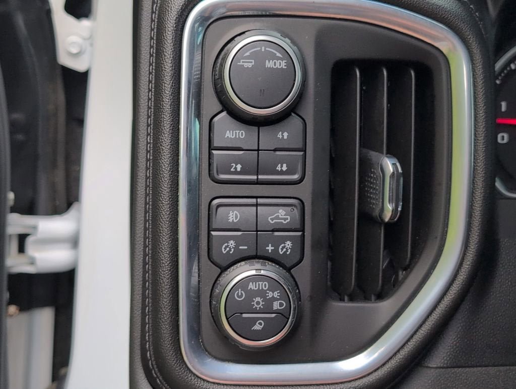 Used 2021 Chevrolet Silverado 1500 High Country AWD/4WD image 27