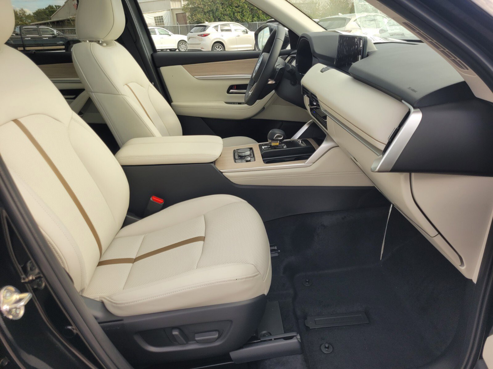 New 2026 MAZDA CX-90 Plug-In Hybrid w/ Premium Plus image 16