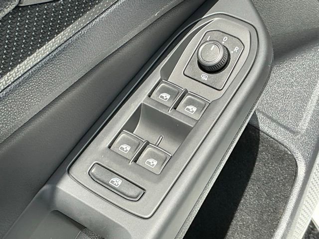 Used 2022 Volkswagen Golf R AWD/4WD image 12