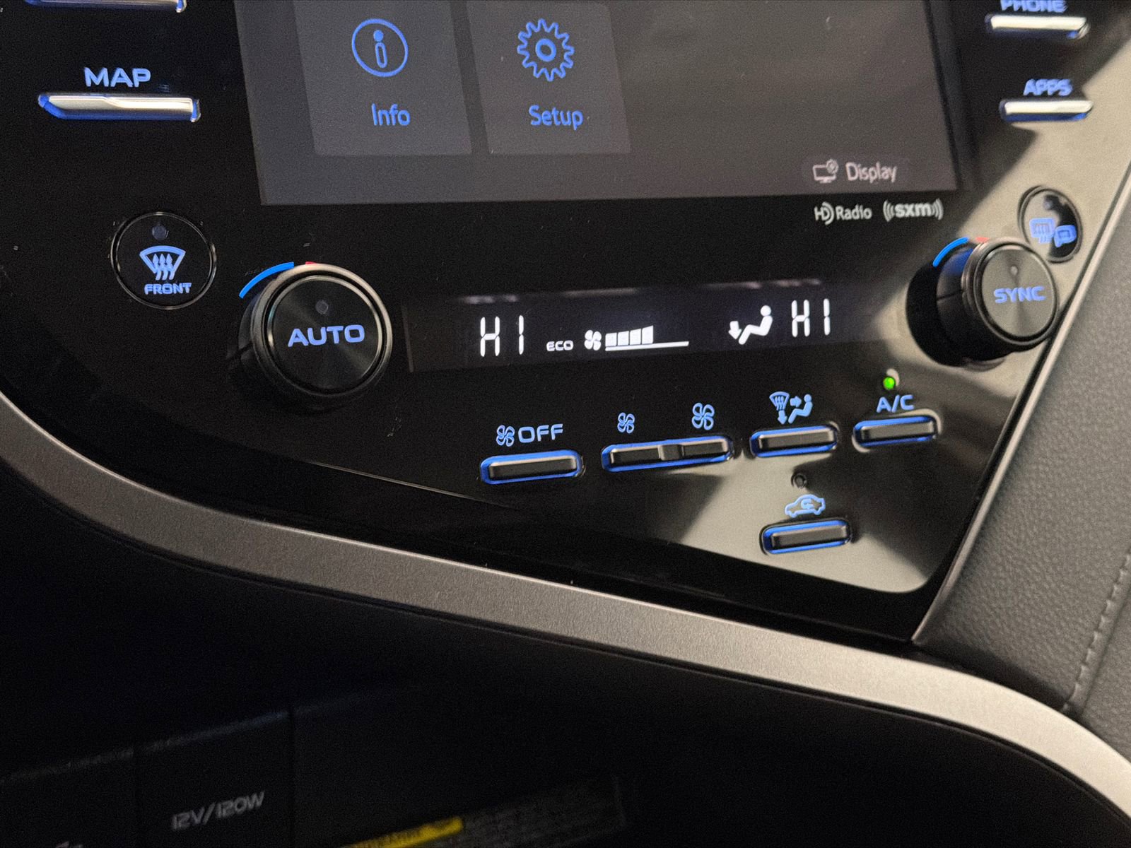 Used 2020 Toyota Camry XSE image 24