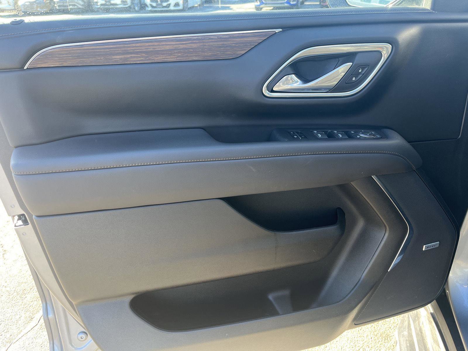 Used 2024 Chevrolet Tahoe High Country image 18