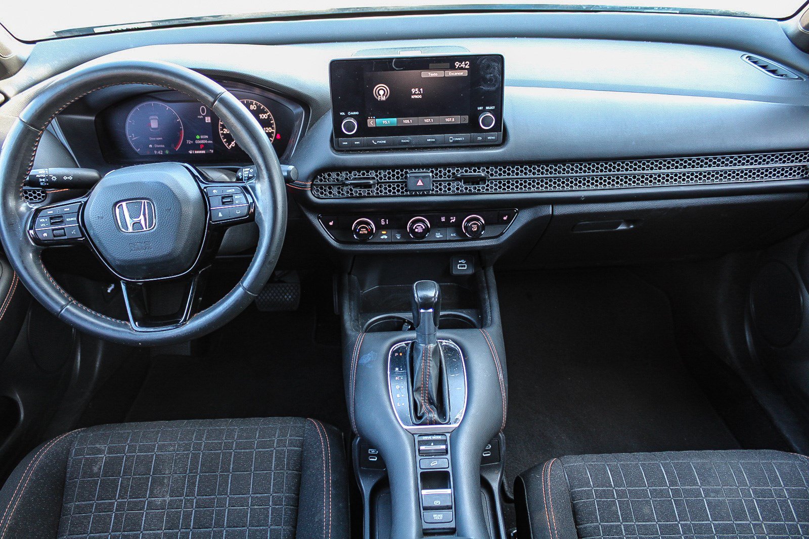 Used 2024 Honda HR-V Sport image 14