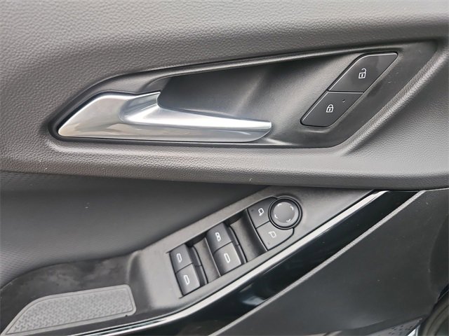 Used 2025 Chevrolet Equinox LT w/ Midnight Edition image 23