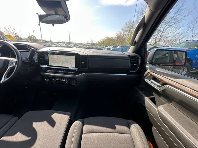 Used 2023 Chevrolet Silverado 1500 LT Trail Boss AWD/4WD image 30