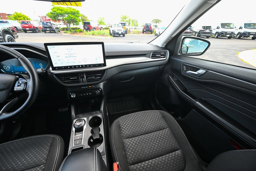 Used 2023 Ford Escape Active w/ Tech Pack #2 AWD/4WD image 33