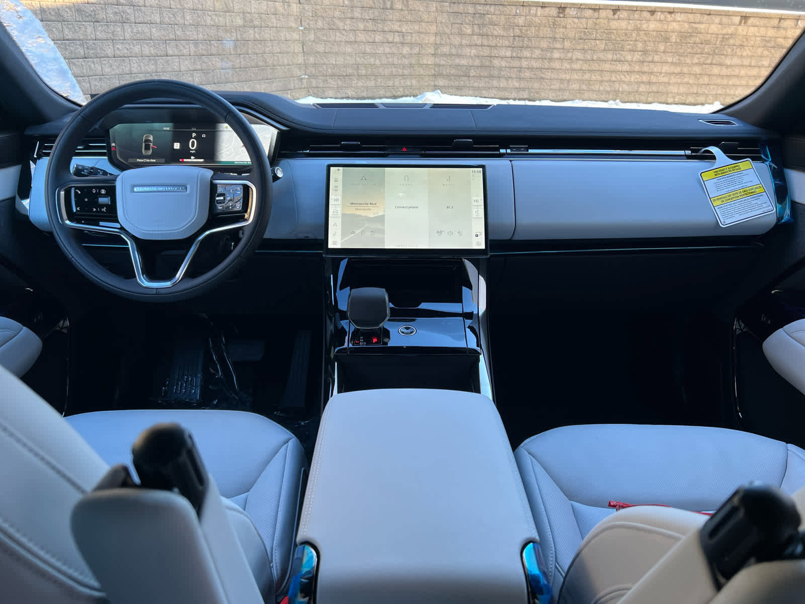 Used 2025 Land Rover Range Rover Sport SE image 8