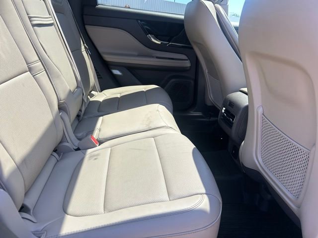 Used 2022 Lincoln Corsair AWD w/ Premium Package image 18