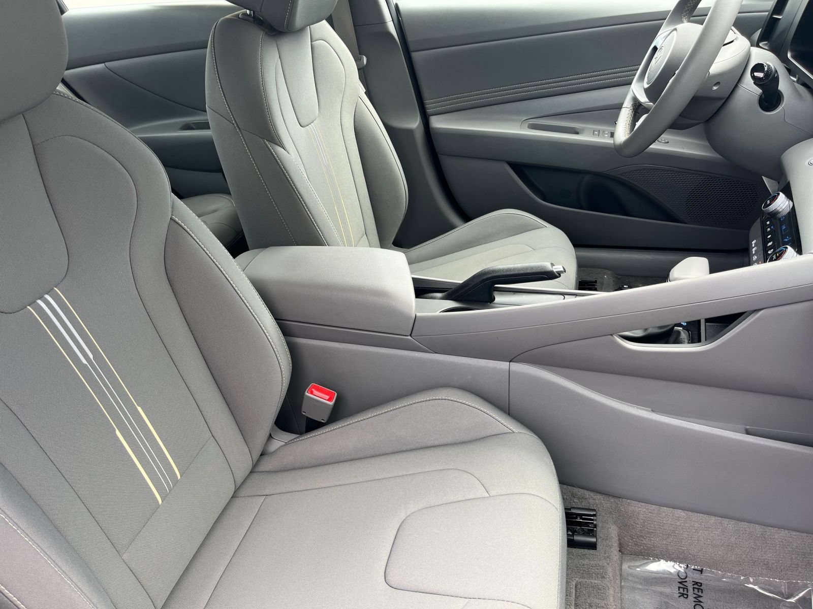 Used 2026 Hyundai Elantra Sport FWD image 40