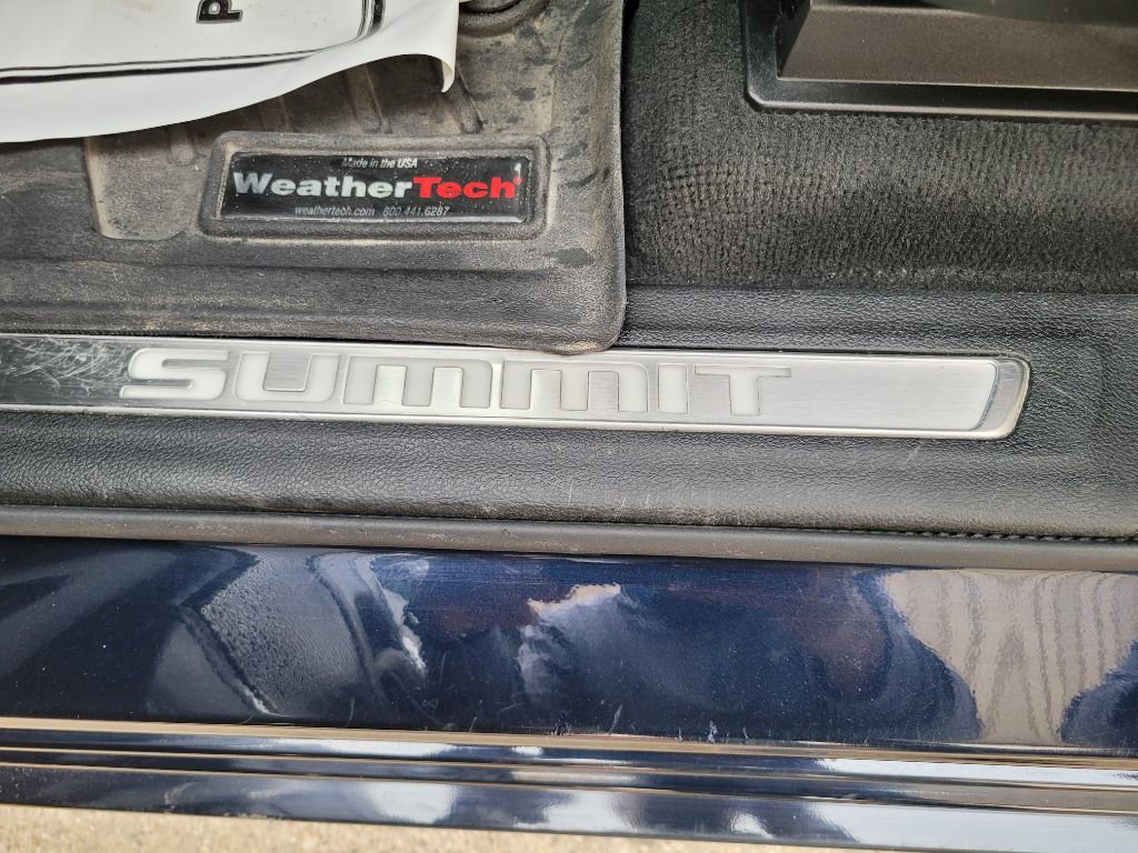 Used 2023 Jeep Grand Cherokee L Summit image 28