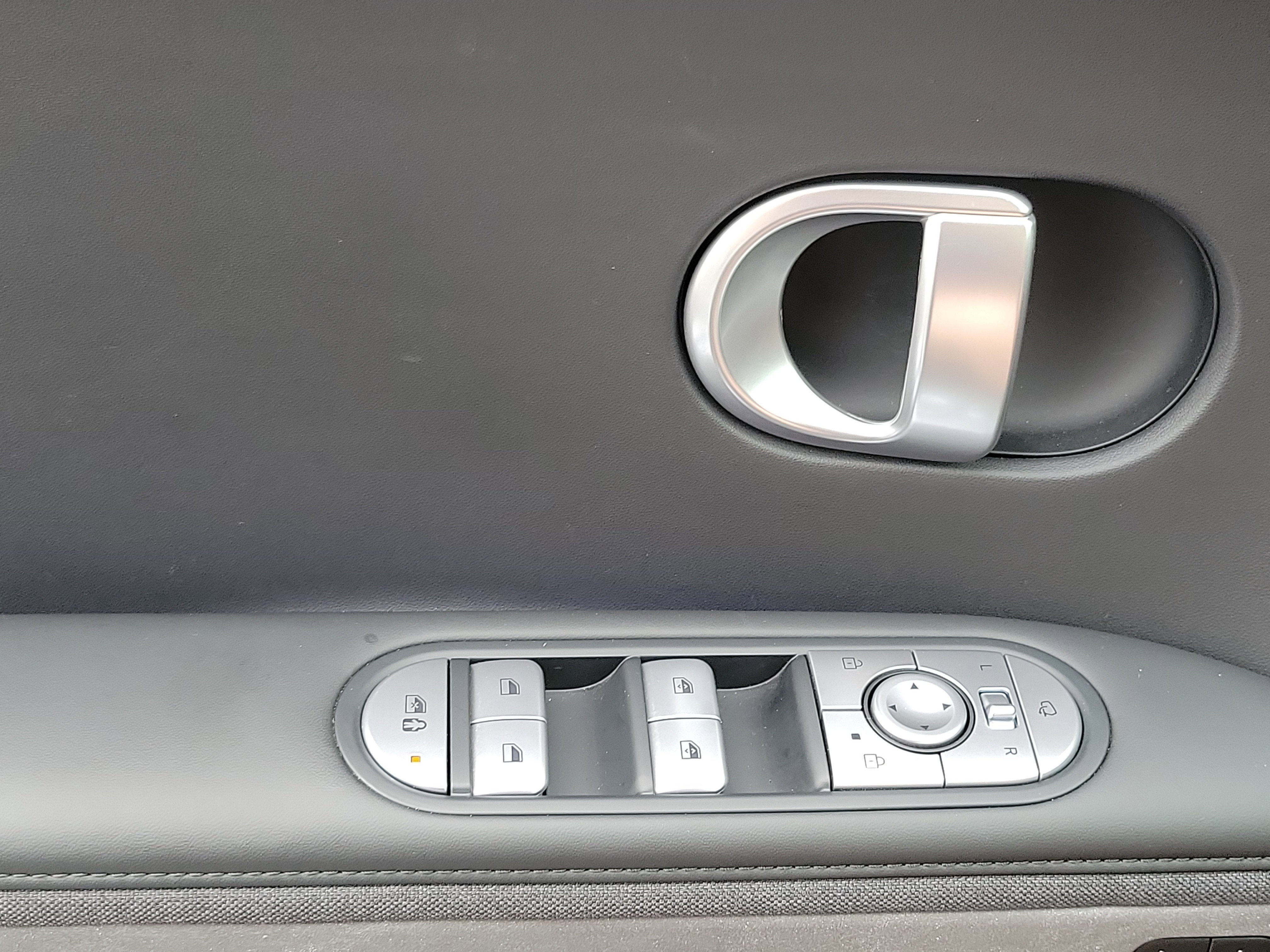 Certified 2024 Hyundai Ioniq 5 Limited RWD image 19