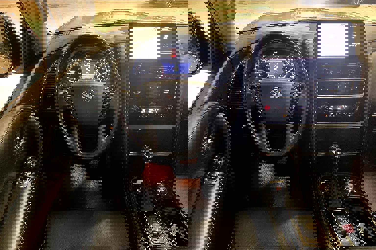 Used 2022 INFINITI QX80 Luxe w/ Cargo Package image 5