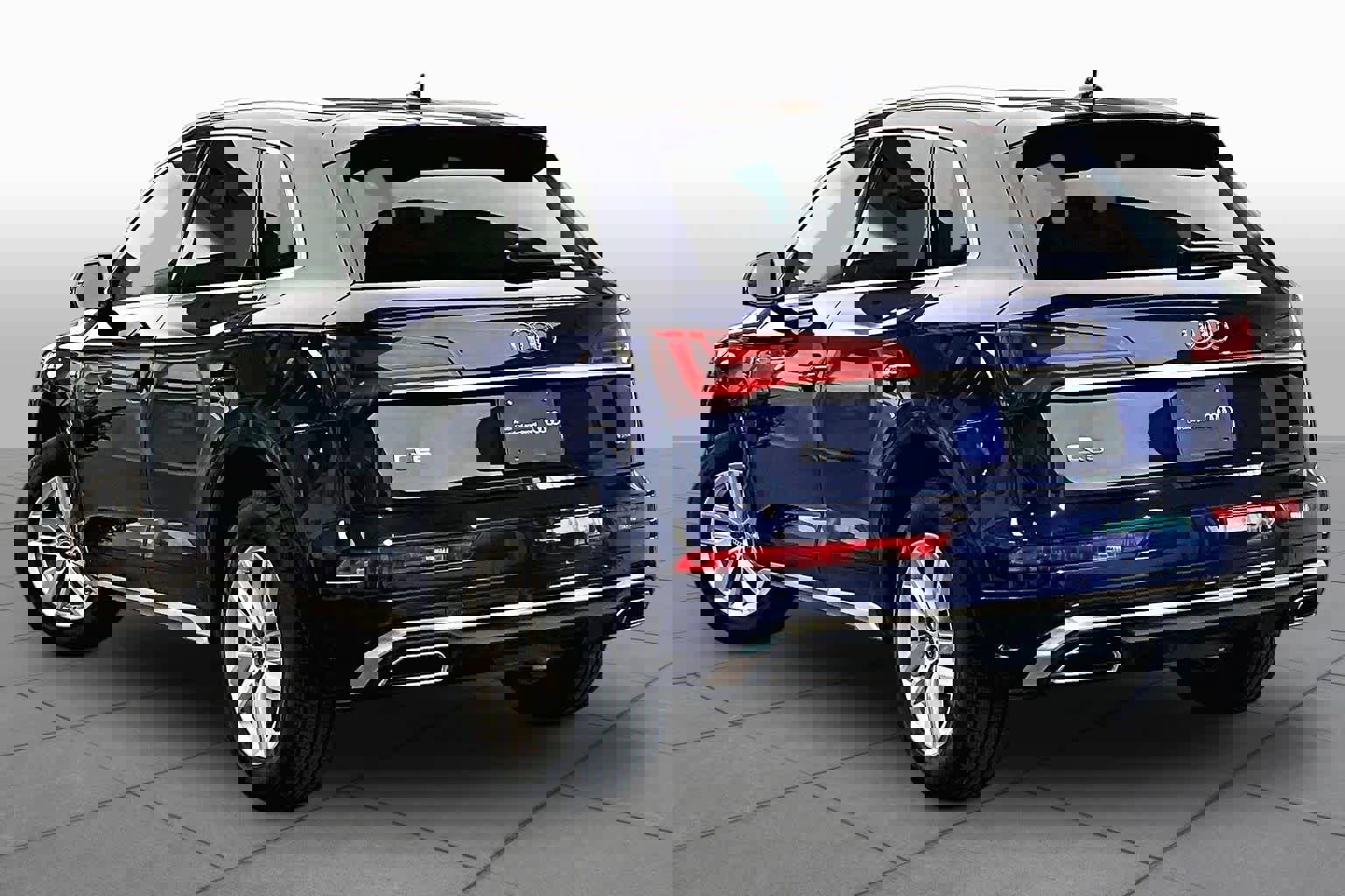 Certified 2023 Audi Q5 2.0T Premium w/ Convenience Package image 12