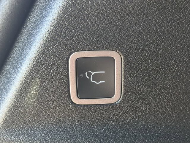 New 2026 Chrysler Voyager LX FWD image 15