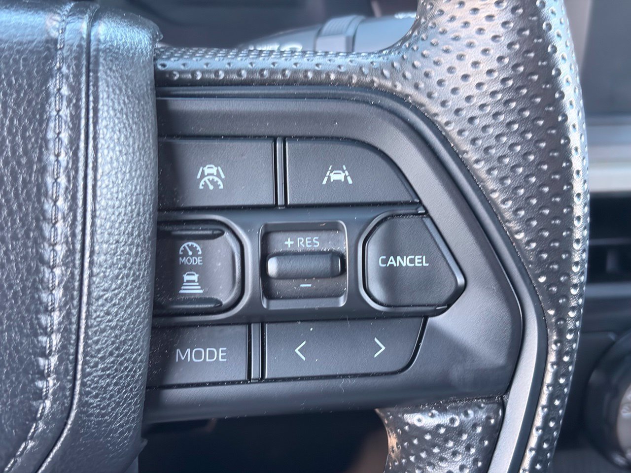 Used 2024 Toyota Tacoma SR5 AWD/4WD image 26