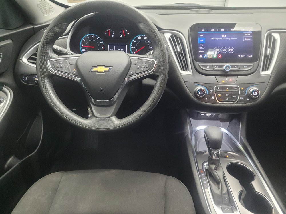 Used 2025 Chevrolet Malibu LT FWD image 22
