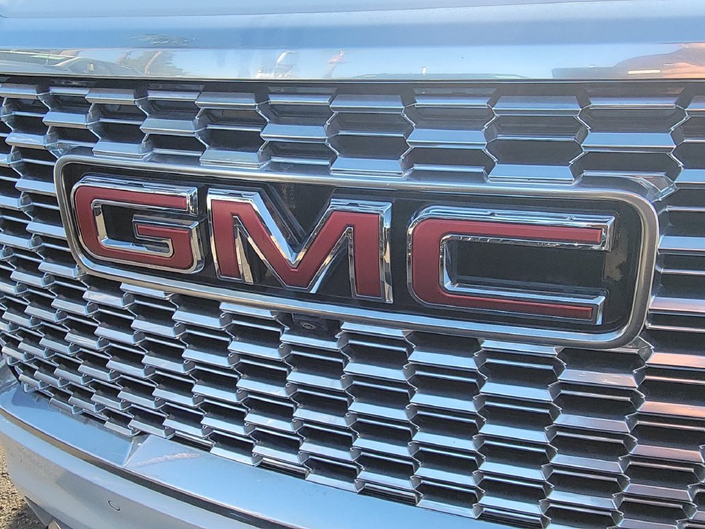 Used 2023 GMC Yukon Denali AWD/4WD image 32