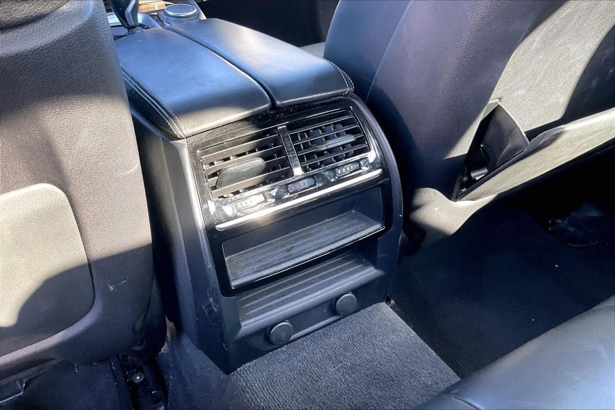 Used 2019 BMW 540i w/ Executive Package RWD image 31