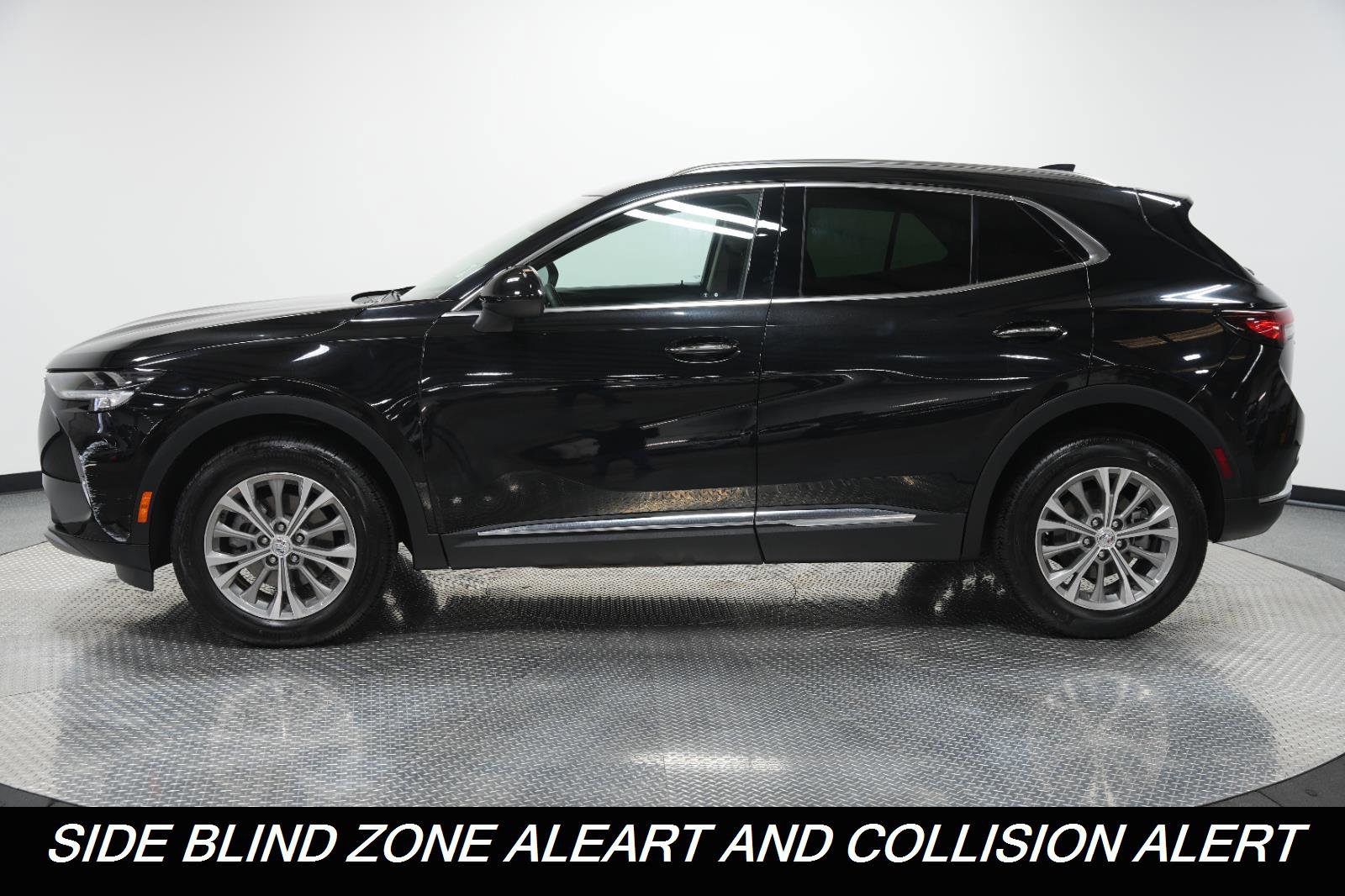 Used 2023 Buick Envision Preferred image 5