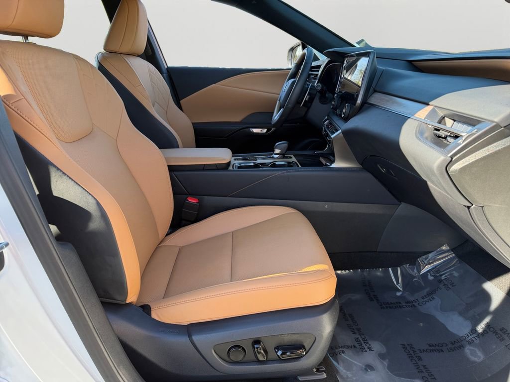 Used 2025 Lexus RX 350 Premium image 7