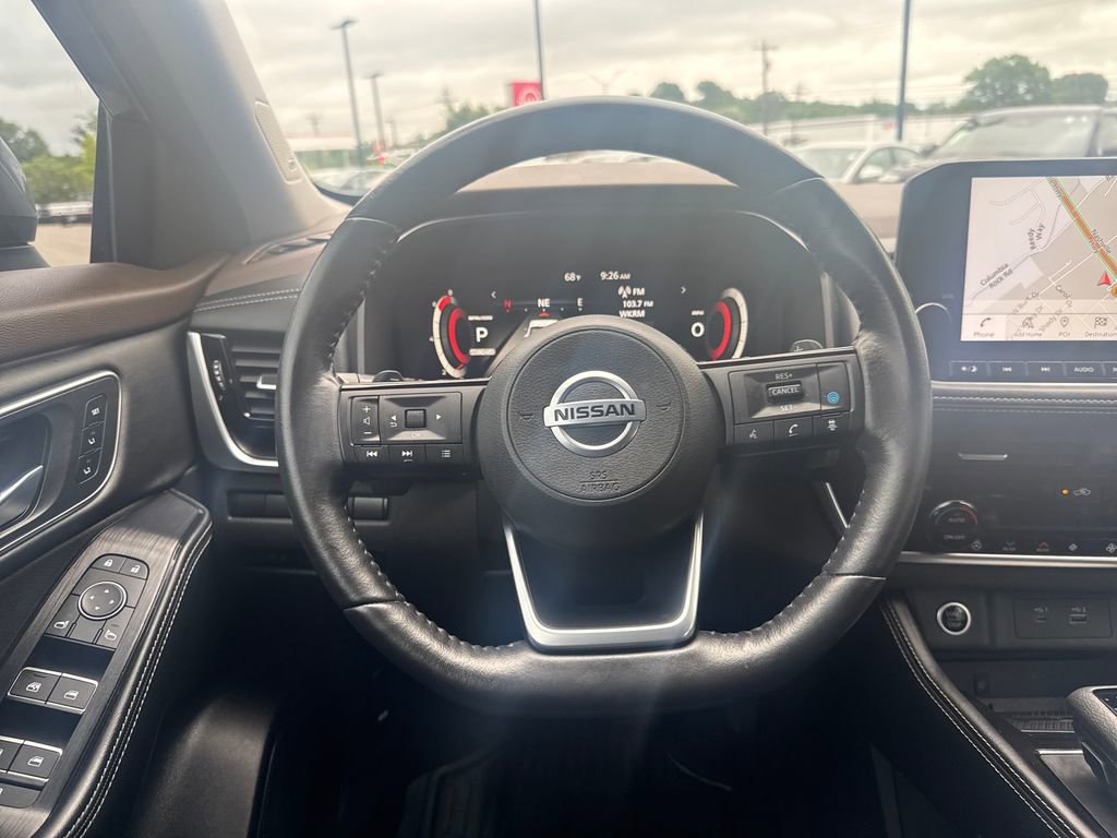 Used 2021 Nissan Rogue Platinum FWD image 24