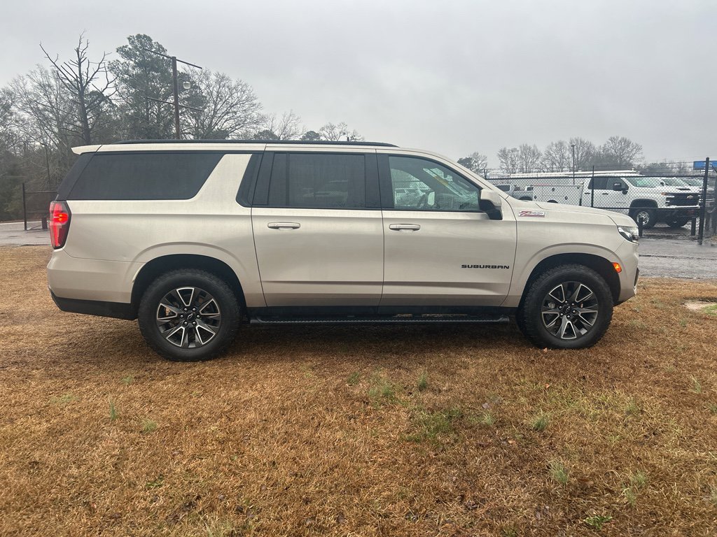 Used 2023 Chevrolet Suburban Z71 image 7