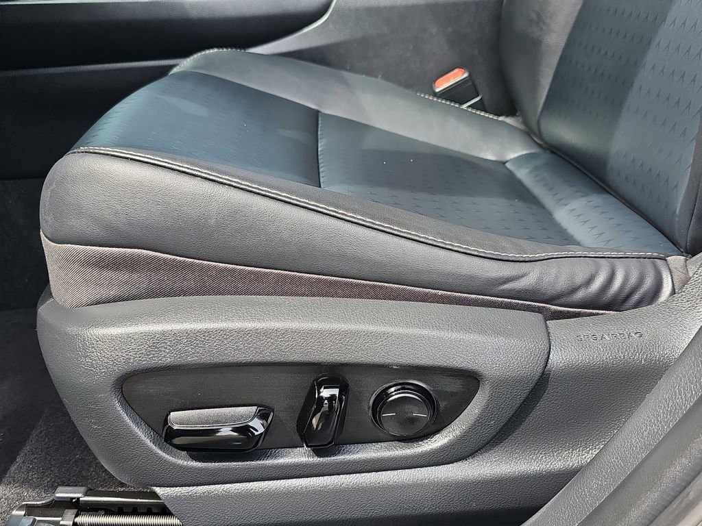 Used 2019 Lexus UX 200 FWD image 31