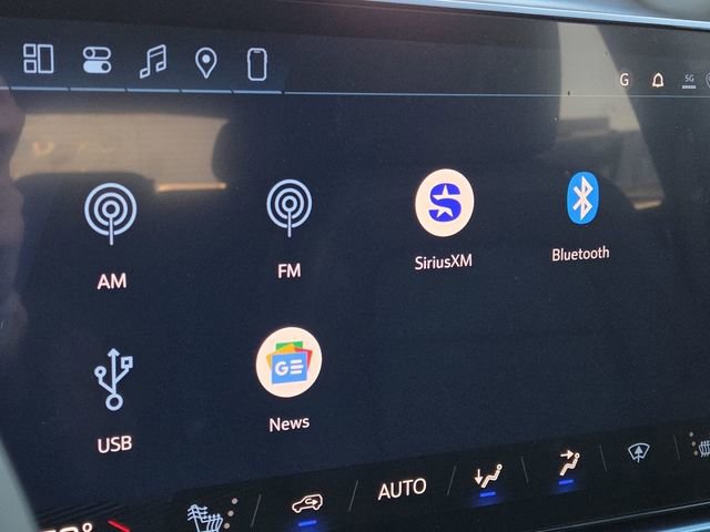 New 2026 Chevrolet Equinox EV LT image 5