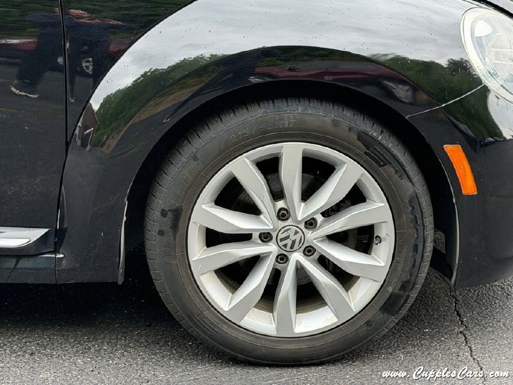 Used 2014 Volkswagen Beetle TDI FWD image 39