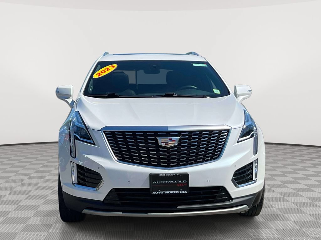 Used 2023 Cadillac XT5 Premium Luxury AWD/4WD image 2