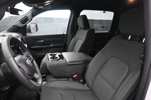 New 2027 RAM 1500 Express AWD/4WD image 17