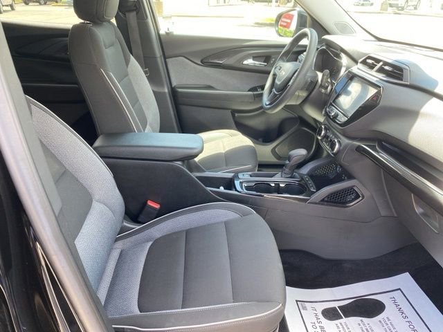Used 2023 Chevrolet TrailBlazer LT w/ Convenience Package FWD image 36