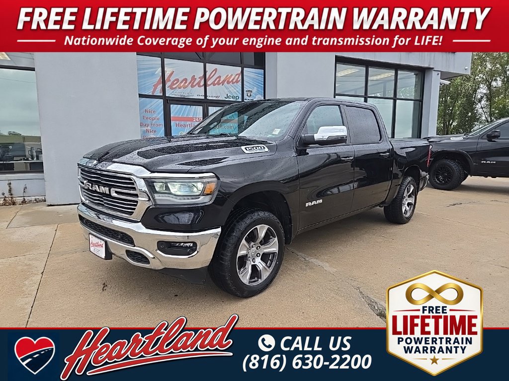 Used 2023 RAM 1500 Laramie AWD/4WD image 1