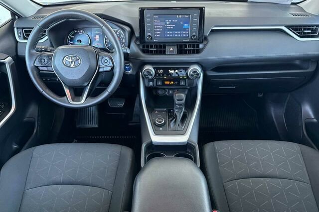 Used 2020 Toyota RAV4 XLE w/ Convenience Package AWD/4WD image 13