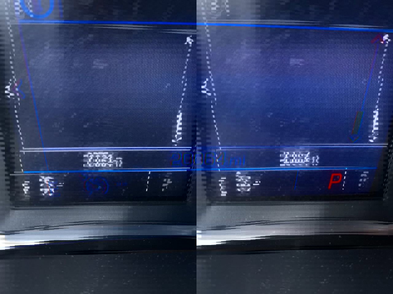 Certified 2023 GMC Acadia SLE w/ Driver Convenience Package FWD image 4