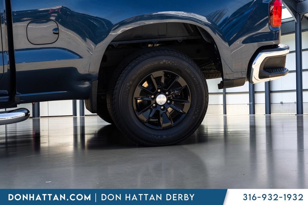Used 2022 Chevrolet Silverado 1500 LT AWD/4WD image 30