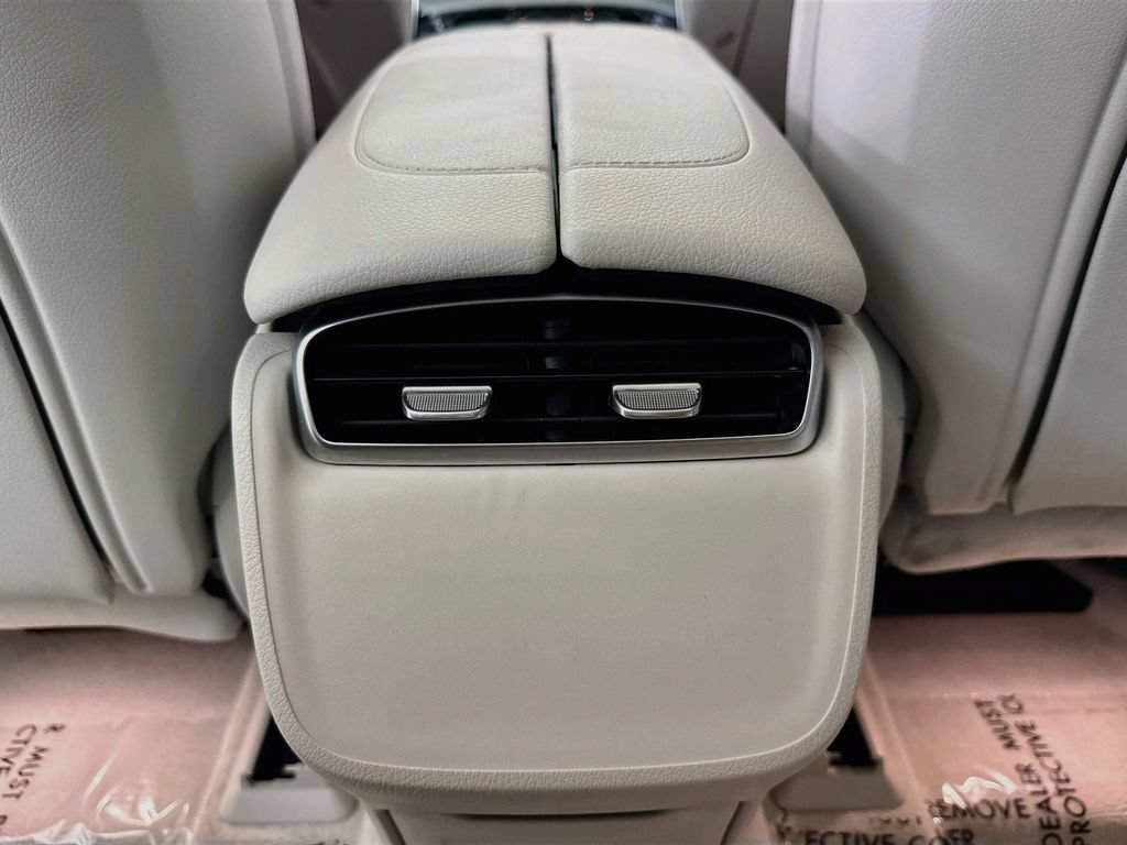 Used 2023 Mercedes-Benz EQE 350+ SUV w/ Exclusive Trim Package image 33