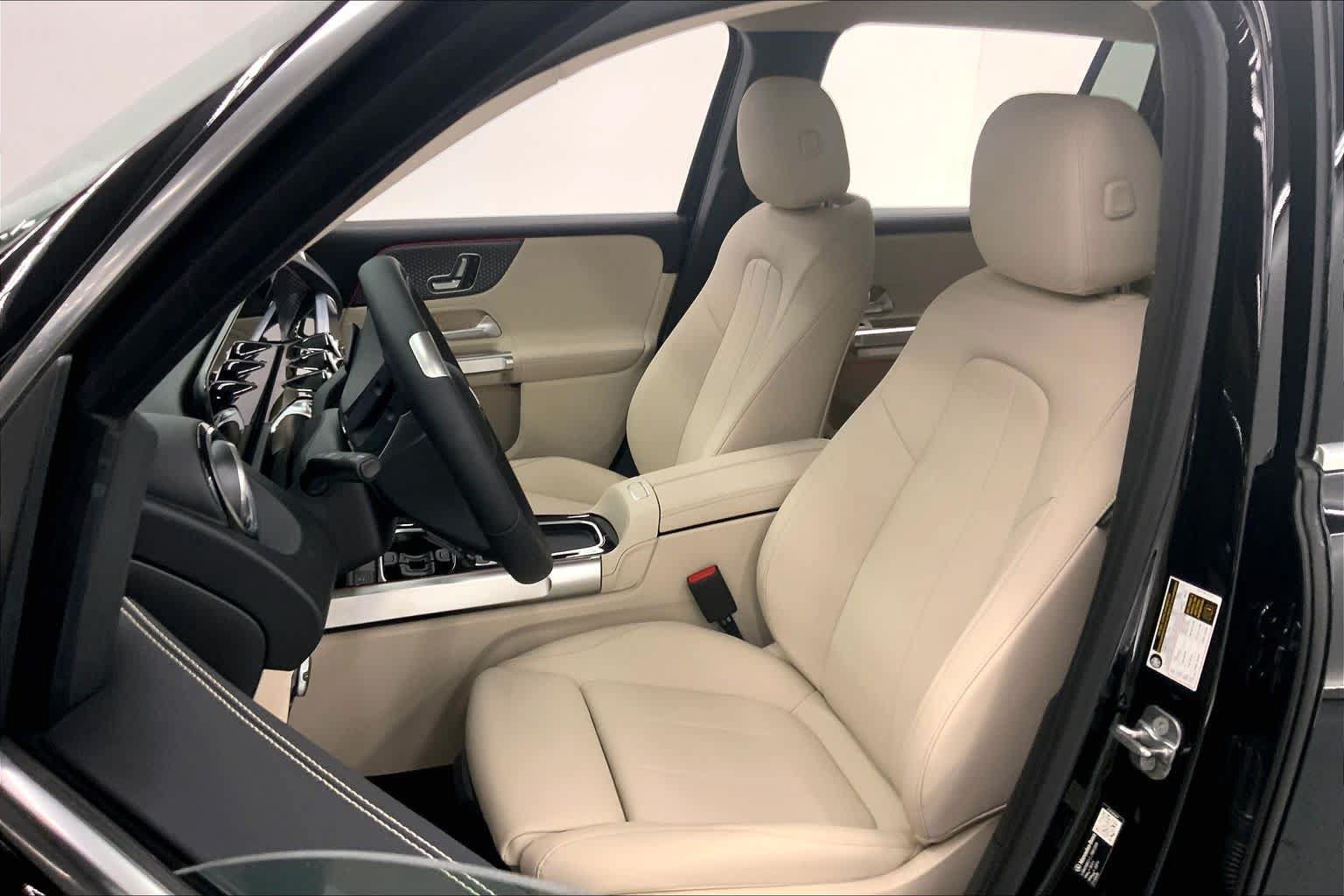 Used 2026 Mercedes-Benz GLB 250 image 21
